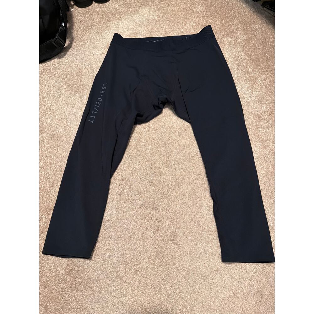 Lululemon men’s License to Train Tight 21" size XXL